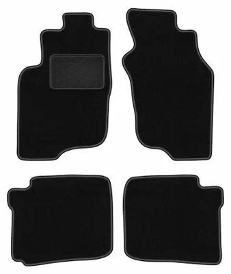 Produktbild von Velours-Fußmatten für Mitsubishi Space Star 1999-2005 (Minivan) – 4-tlg, Schwarz, passgenau – Wielganizator LUX