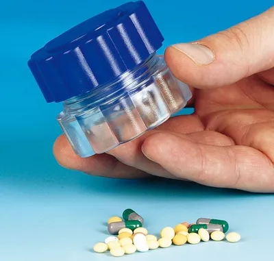 Produktbild von Servocare Tablettenmörser Medikamentenzerkleinerer mit Vorratsfach