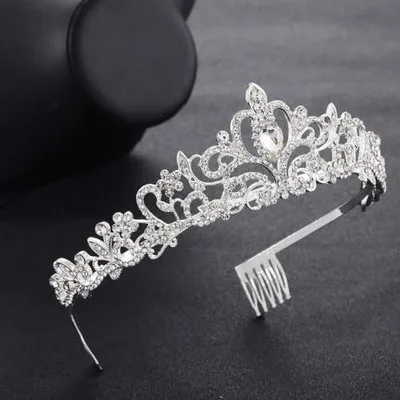 Produktbild von Kristallkrone für Frauen und Mädchen, Strass-Tiara mit Kamm und Stirnband, Prinzessinnen- und Königinnen-Haarschmuck für Hochzeit, Junggesellinnenabschied, Geburtstag, Abschlussball, Brautparty, Weihnachten, Halloween und Kostüme