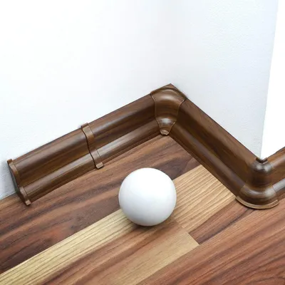 Produktbild von DQ-PP Sockelleiste 200cm PVC + Dübel Fussleiste Sockel Leiste  Höhe: 52mm , Farbe: Nussbaum dunkel