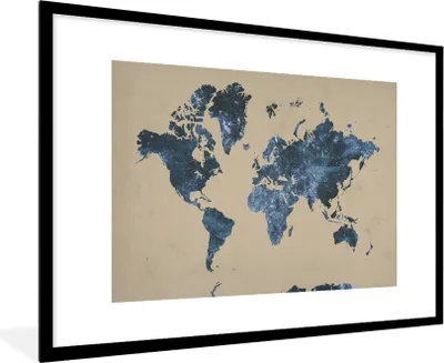 Produktbild von MuchoWow® MuchoWow® Gerahmtes Poster Weltkarte - Blau - Vintage 90x60 cm - Poster mit zchwarzem Bilderrahmen - Wanddekoration - Fotos