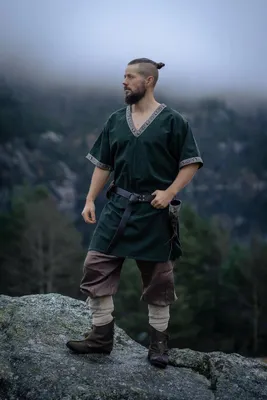 Produktbild von Wikinger Tunika kurzarm Grün "Loki" S