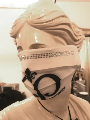Produktbild von Casa Padrino Bling Bling Maske Weiß / Schwarz - CP Maske mit Glitzersteinen SPECIAL