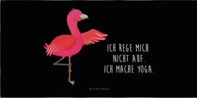 Produktbild von Mr. & Mrs. Panda Handtuch Flamingo Yoga - Schwarz - Geschenk, kleines, Händehandtuch, gesichtstuch, Namaste, Flauschtuch, Yogi, Baum, Meditieren, Baumwollhandtuch