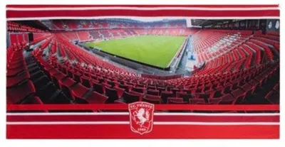 Produktbild von Unyqoos® FC Twente Strand- und Badetuch 70 x 140 cm, 50% Baumwolle / 50% Polyester