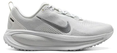 Produktbild von Nike Vomero 18 White Photon Dust Summit White Metallic Silver (Women's) - EU 40.5