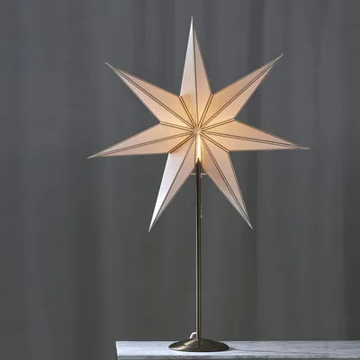Zdjęcie produktu dla Gwiazda stojąca NICOLAS 90 cm wysokości metalowa podstawa wymienne żarówki LED E14