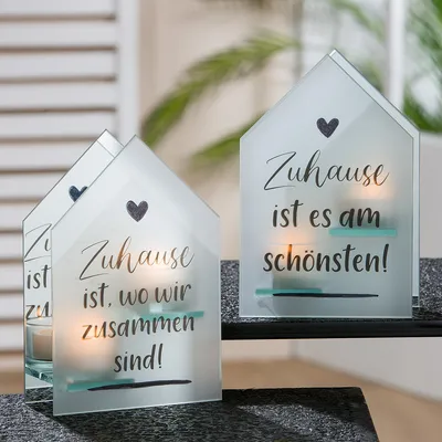 Immagine prodotto di Gilde Teelichtleuchter, "Zuhause", Spruch, Glas, weiß, L. 6 cm, B. 13 cm, H. 20 cm 40346 4063387403464 2 Stück (2-fach sortiert)