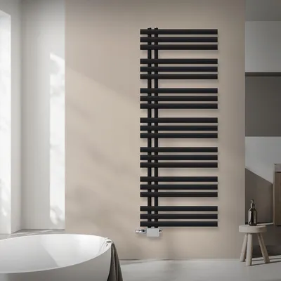 Obrázok produktu pre LuxeBath Kúpeľňový radiátor IronEM 600x1600 mm Čierna matná Bočné pripojenie s pripojovacou súpravou Termostat Univerzálny rohový a podlahový tvar, bez vykurovacieho telesa