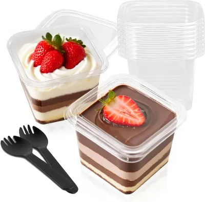Produktbild von Plastik Dessertgläser 360 ml mit Deckel, 50 Stück, quadratisch, für Party