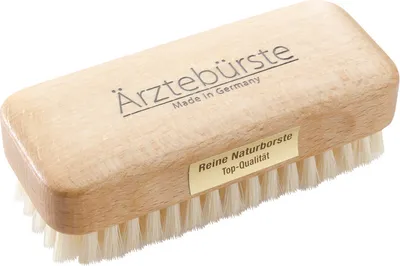 Produktbild von Handbürste "Ärztebürste" aus Naturborste Buchenholz