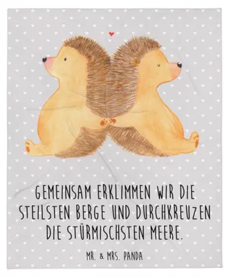 Produktbild von Mr. & Mrs. Panda Decke Igel händchenhaltend - Grau Pastell - Geschenk, Bettdecke, Tagesdecke, Hand in Hand, Verknallt, Plaid, Liebe, Hochzeit, Freundin, Sofadecke, Love