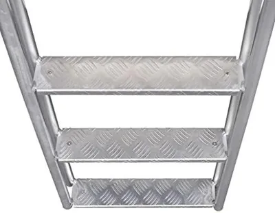 Produktbild von Aluminium-Poolleiter von Steg mit 4 rutschfesten Stufen, 167 cm Höhe und 100 kg Tragkraft, einschließlich Handlauf und Montagezubehör für Schwimmbad, Whirlpool und Spa