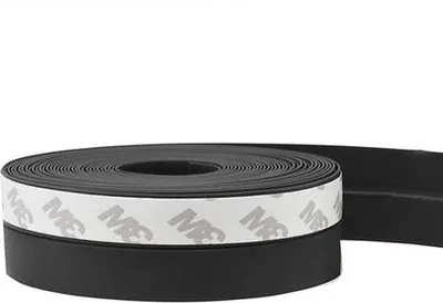 Obrázek produktu pro Černé samolepicí těsnicí pásky, 25 mm, 5 m