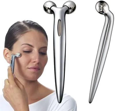 Imagen del producto de Rodillo facial de alta calidad, masaje facial, rodillo masajeador, para un rostro más firme y un contorno de mandíbula definido, 360 grados y antiarrugas - plateado