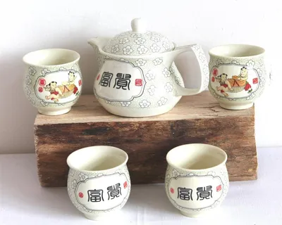 Produktbild von 507 Asiatisches Teeset Teeservice aus Keramik 5tlg. Teekanne mit doppelwandigen Tassen