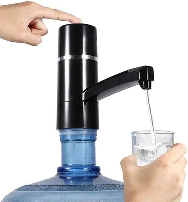 Obrázek produktu pro Elektrické čerpadlo s vodním filtrem, dobíjitelné přes USB, 0,5 l, černé.