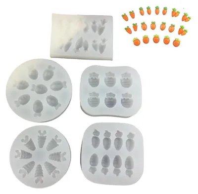 Immagine prodotto di Stampo in silicone a forma di carota, confezione da 5 pezzi, ideale per la preparazione di dolci, biscotti, budini e gelatine per Pasqua