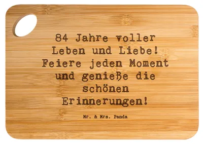 Produktbild von Mr. & Mrs. Panda Frühstücksbrettchen Spruch 84. Geburtstag Leben und Liebe - Transparent - Geschenk, Schneidebrett, Alter, großartige Erinnerungen, Feier, Küchenbrett