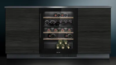 Produktbild von Siemens iQ500 KU21WAHG0, Weinkühler mit Kompressor, Integriert, 44 Flasche(n), 60 W, G, Innenbeleuchtung