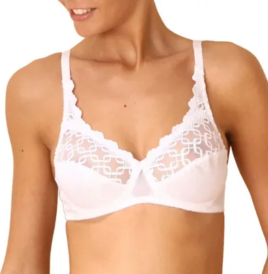 Produktbild von Triumph Bügellose BH ’für Damen in weiß’ 2411-10-00820_90D