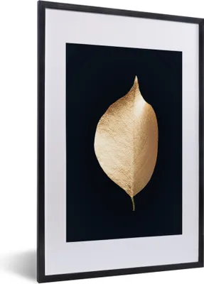 Produktbild von MuchoWow® MuchoWow® Gerahmtes Poster Blatt - Schwarz - Gold 40x60 cm - Poster mit zchwarzem Bilderrahmen - Poster in Rahmen