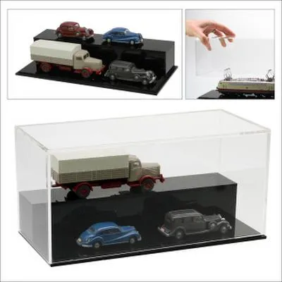 Produktbild von Vitrine aus Acryl mit schwarzer Stufe innen, Format ca. 200 x 90 x 100 mm