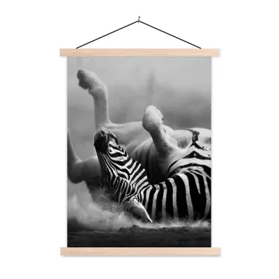 Produktbild von MuchoWow® Textilposter Zebra - Tiere - Schwarz - Weiß 40x53 cm mit holzfarbenen Rahmen - Schlafzimmer