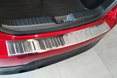 Produktbild von Ladekantenschutz und Einstiegsleisten passend für Mazda 3 Stufenheck 2019-, Farbe:Silber
