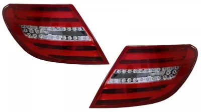 Zdjęcie produktu dla Lampy tylne LED do samochodu Mercedes C-Klasse W204 (2007-2012) w wersji po liftingu.