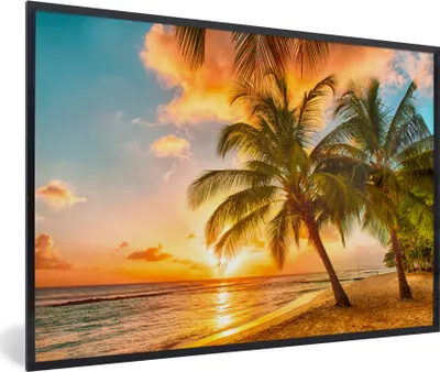 Produktbild von MuchoWow® Gerahmtes Poster Sonnenuntergang - Palme - Wolken - Meer - Strand 30x20 cm - Poster mit Schwarzem Bilderrahmen Wandposter Rahmen Foto Bilder - Kunstdruck - Bild-Poster
