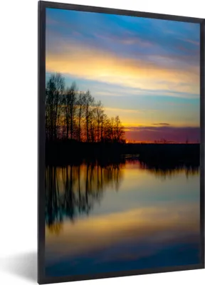 Produktbild von MuchoWow® Gerahmtes Poster Wasser - See - Bäume - Sonnenuntergang - Natur 60x90 cm - Poster mit Schwarzem Bilderrahmen Wandposter Rahmen Foto Bilder - Kunst