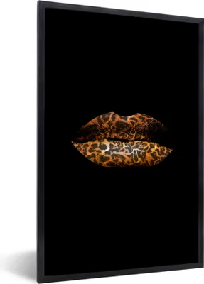 Produktbild von MuchoWow® MuchoWow® Gerahmtes Poster Lippen - Tigerdruck - Schwarz 40x60 cm - Poster mit zchwarzem Bilderrahmen - Papierdruck - Wandbilder
