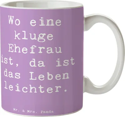 Produktbild von Mr. & Mrs. Panda Tasse Spruch Kluge Ehefrau - Lavendeltraum - Geschenk, Familienmitglieder, Lebensqualität, für, Teetasse, Dankeschön, Freude, Unterstützung, Kaffeetasse