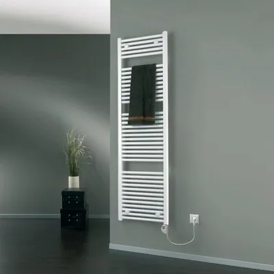 Immagine prodotto di Riscaldamento asciugamani a parete HSK Line, dimensioni 60 x 157,5 cm, pre-riempito in fabbrica, attacco a destra in basso, rivestimento anticorrosivo