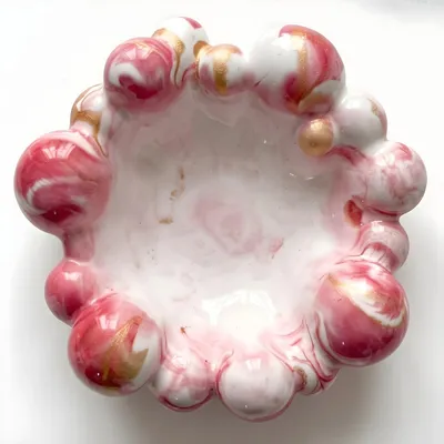Immagine prodotto di Vassoio decorativo Kora bianco, rosa e oro NOBAMO KP41960