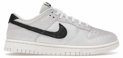 Produktbild von Nike Dunk Low SE White Black Team Red (Women's) - EU 40.5