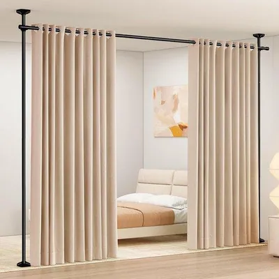 Zdjęcie produktu dla Uniqoos® Wysuwana, wolnostojąca listwa do zasłon, metalowa, regulowana wysokość 227–312 cm, szerokość 71–178 cm, montaż bez wiercenia, antypoślizgowa
