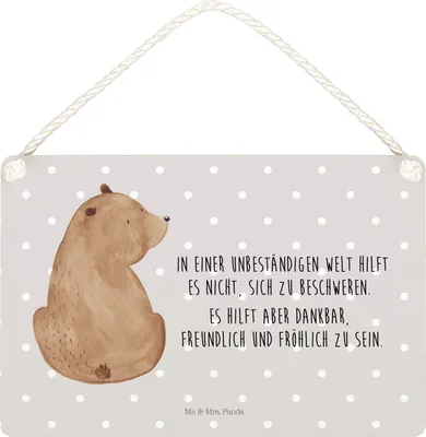 Produktbild von Mr. & Mrs. Panda Schild Bär Schulterblick DIN A5 - Grau Pastell - Geschenk, Holzschild, wandtafel, Bären, Teddy, Selbstachtung, Weisheit, Motivation, holzbild, Türschild