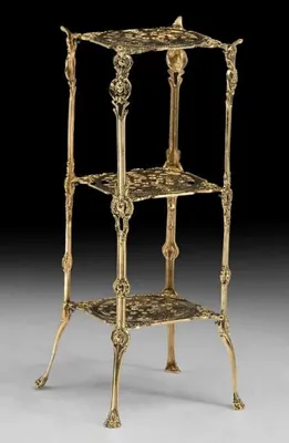 Immagine prodotto di Casa Padrino etagere floreale barocca oro h. 64 cm - Tavolo floreale in bronzo - Mobili barocchi