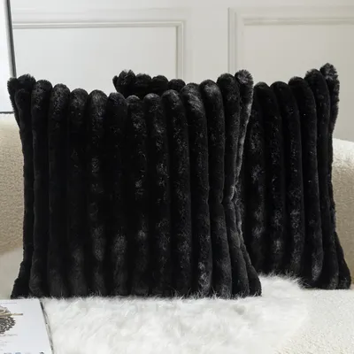 Produktbild von 2er-Set Kissenbezüge aus gestreiftem Kunstfell, superweich, flauschig, modern, dekorativ für Sofa, Wohnzimmer, Schlafzimmer, 50 x 50 cm, schwarz