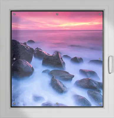 Produktbild von Wallario Lichtschutzbild, Dekorativer Sichtschutz Sonnenschutz 96 x 100 cm mit Motiv: Felsen im Meer bei Sonnenuntergang - Verdunklung ohne Bohren