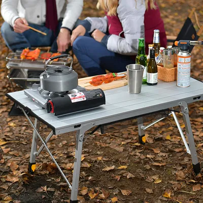 Produktbild von YZNAHRE Campingtisch Klappbar 90x51,5 cm Klapptisch Camping Höhenverstellbar Aluminium Camping Tisch Gartentisch Falttisch inkl. Tragetasche für Outdoor Garten, Silber