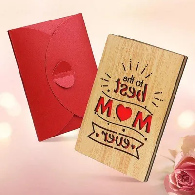 Produktbild von Holz-Karte mit Rot Herzen für Mutter - Muttertag und Geburtstag - Muttertagesgeschenk - Oma und Frau - Beste Mutter aller Zeiten