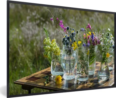 Produktbild von MuchoWow® Gerahmtes Poster Vase - Blumen - Farben 90x60 cm - Poster mit Schwarzem Bilderrahmen Wandposter Rahmen Foto Bilder - Fotorahmen - Foto-Plakat