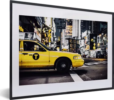 Produktbild von MuchoWow® MuchoWow® Gerahmtes Poster New York - Taxi - Gelb 40x30 cm - Poster mit zchwarzem Bilderrahmen - Bilderrahmen - Poster im Rahmen