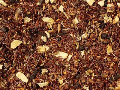 Produktbild von 1 kg Gewürzteemg. mit Rotbuschtee Red Chai (Pfeffer-/Zimt-Note) aromatisiert