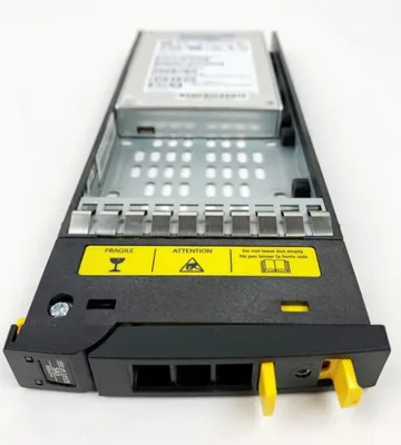 Immagine prodotto di HPE 3PAR StoreServ M6710 3,84 TB 6G SAS SFF (2,5") cMLC Unità con memoria a stato solido Disco rigido interno