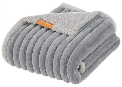 Produktbild von Feandrea Hundedecke, wasserdichte Decke, L, 127 x 102 cm – Größe L (127 x 102 cm)