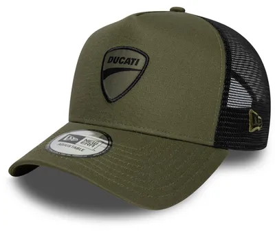 Immagine prodotto di Cappello da baseball New Era, modello Core Ef Trucker, colore verde, con logo Ducati